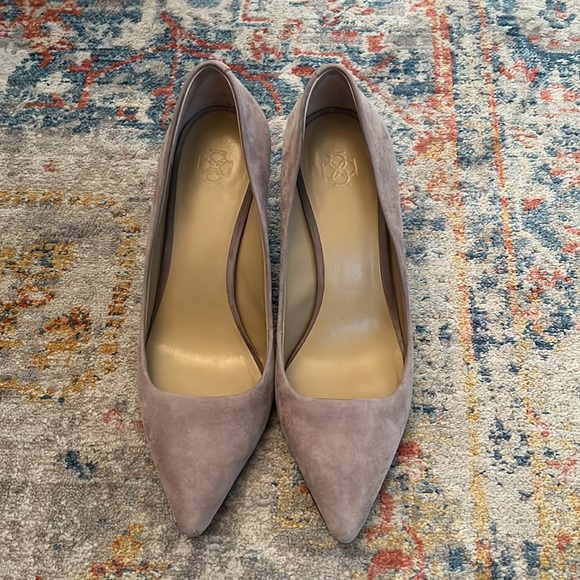 Dove Gray Suede Ann Taylor Pumps - Picture 2 of 4